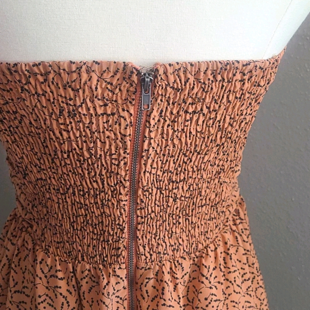Dress - Picture 4 of 6